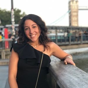 Meet your Posher, Stella